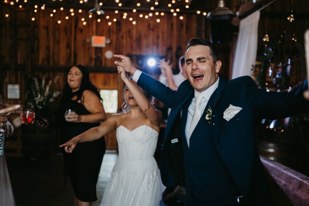 hayloft-in-the-grove-ricky-kristen-23