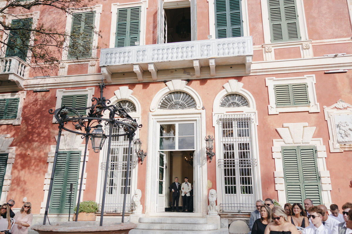 Cacie_Carroll@CacieCarrollPhotography_KriziaandNick_WeddingDayatVillaDurazzo_SantaMargheritaItaly-460