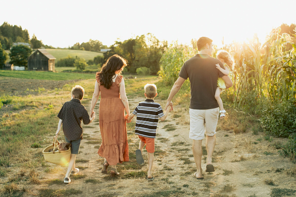 sunflower-farm-hillsboro-family-photos-1
