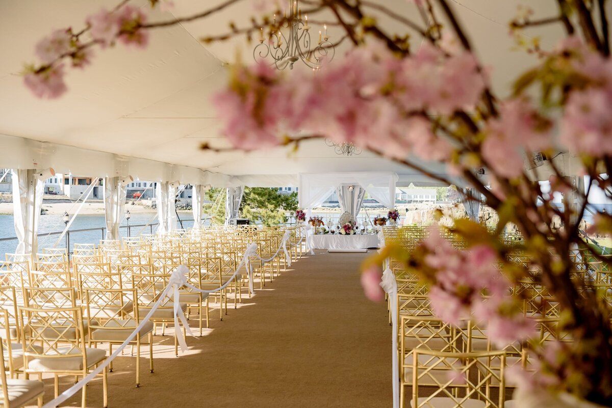 emma-cleary-new-york-nyc-wedding-photographer-videographer-venue-glen-island-harbour-club-6