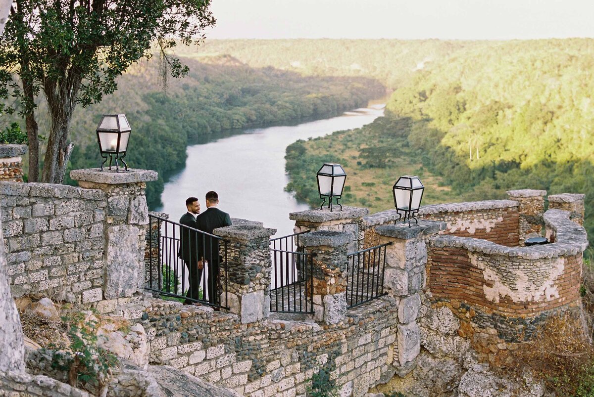 Casa-de-campo-resort-same-sex-destination-wedding-by-asia-pimentel-caribbean-photographer-24