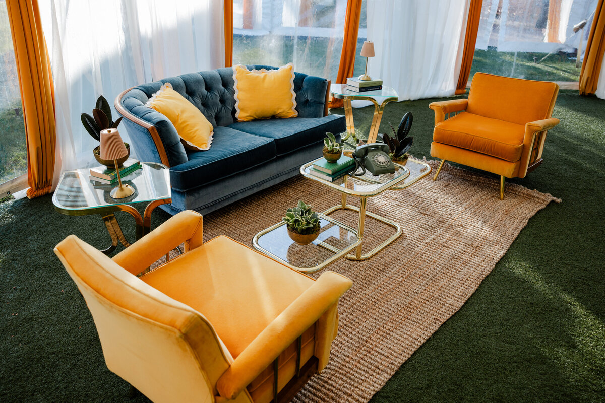 colorful-wedding-lounge-smith-farm-gardens