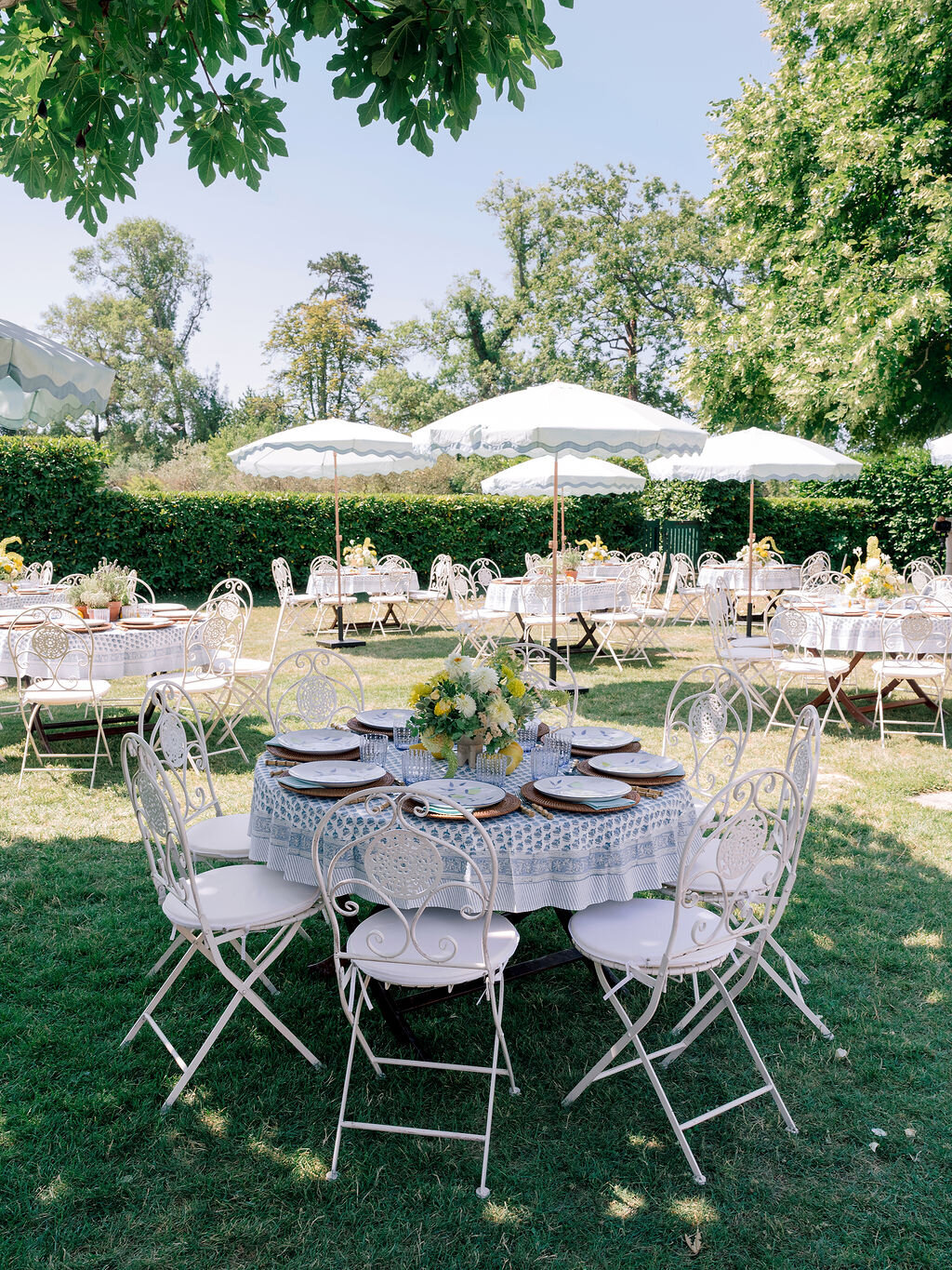 Chateau-de-Tourreau-wedding-florist-Floraison6