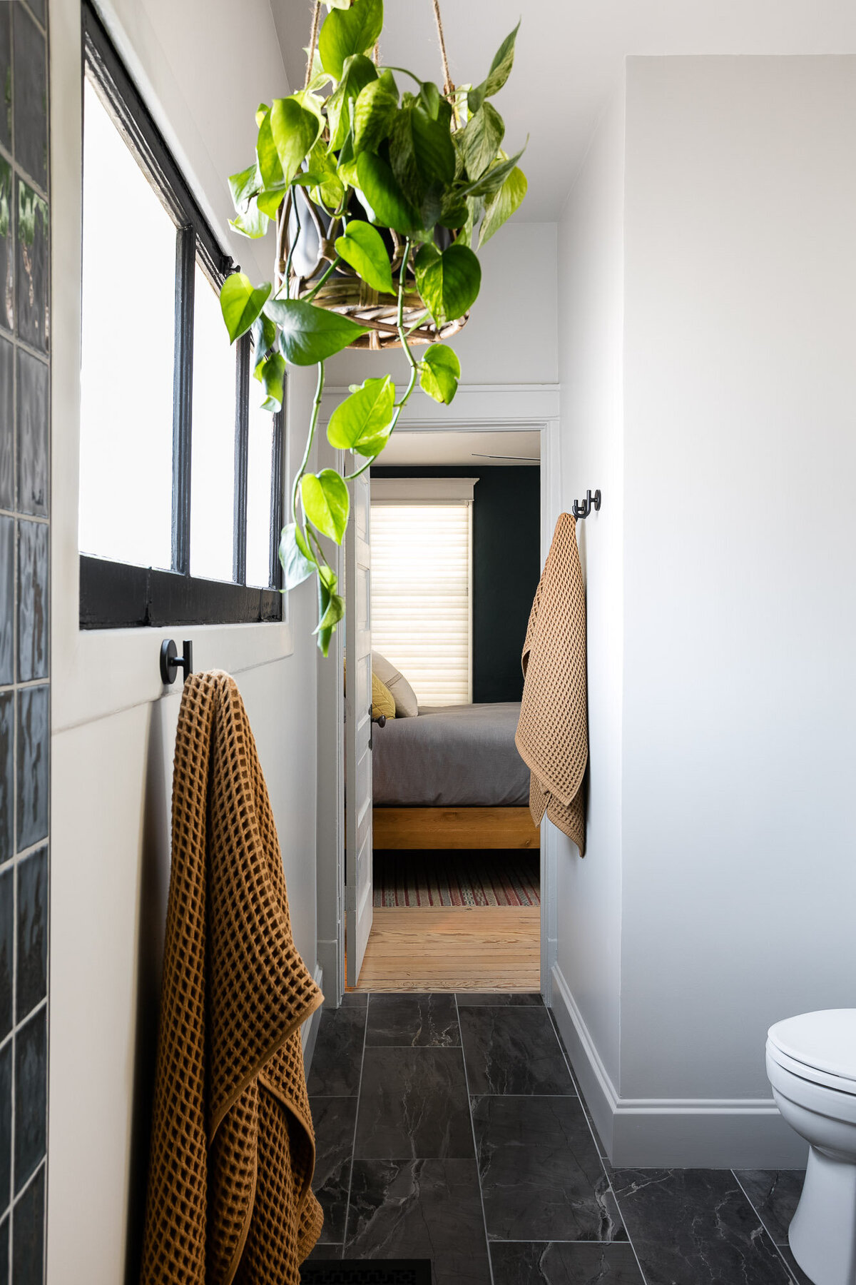 pure-indigo-interior-design-home-renovation-262