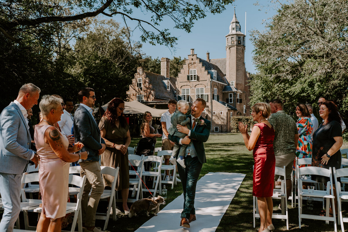 Trouwfotograaf in Zeeland. De leukste trouwlocaties in Zeeland vind je in deze blog. Door everatilroefotografie, trouwfotograaf in Middelburg,Zeeland