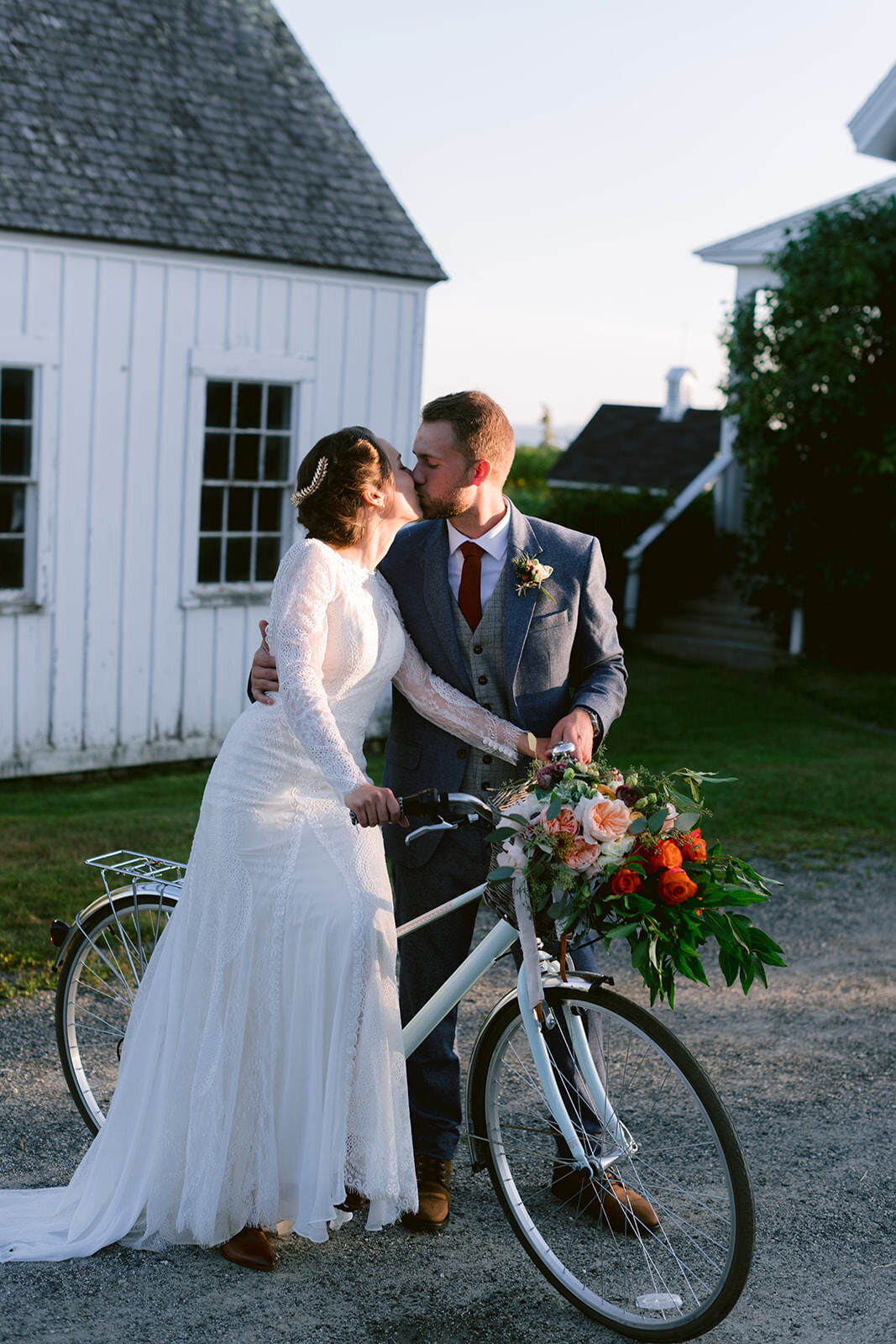 castine-maine-bride-groom-bike