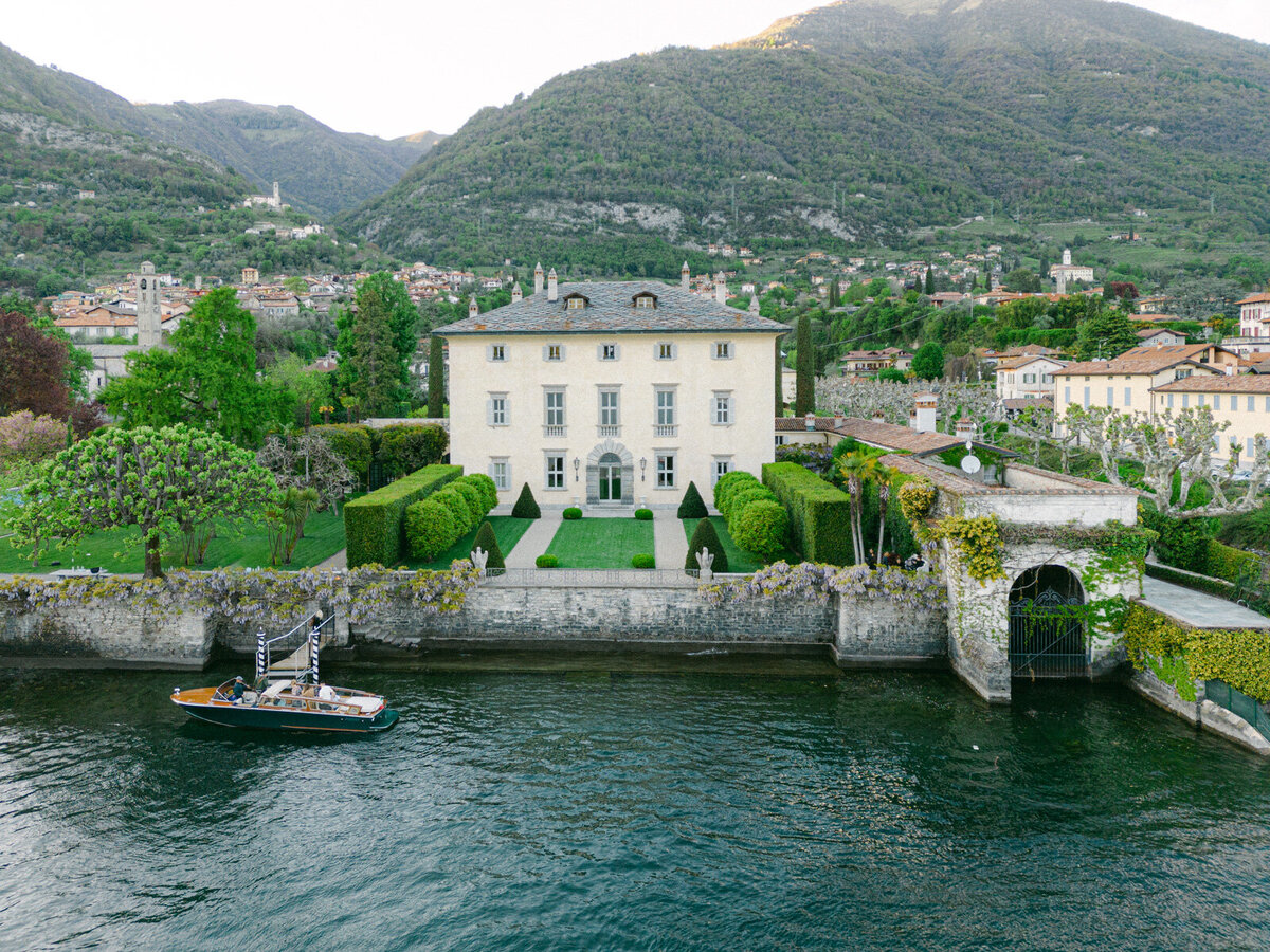 Villa Balbiano Editorial (19 sur 176)