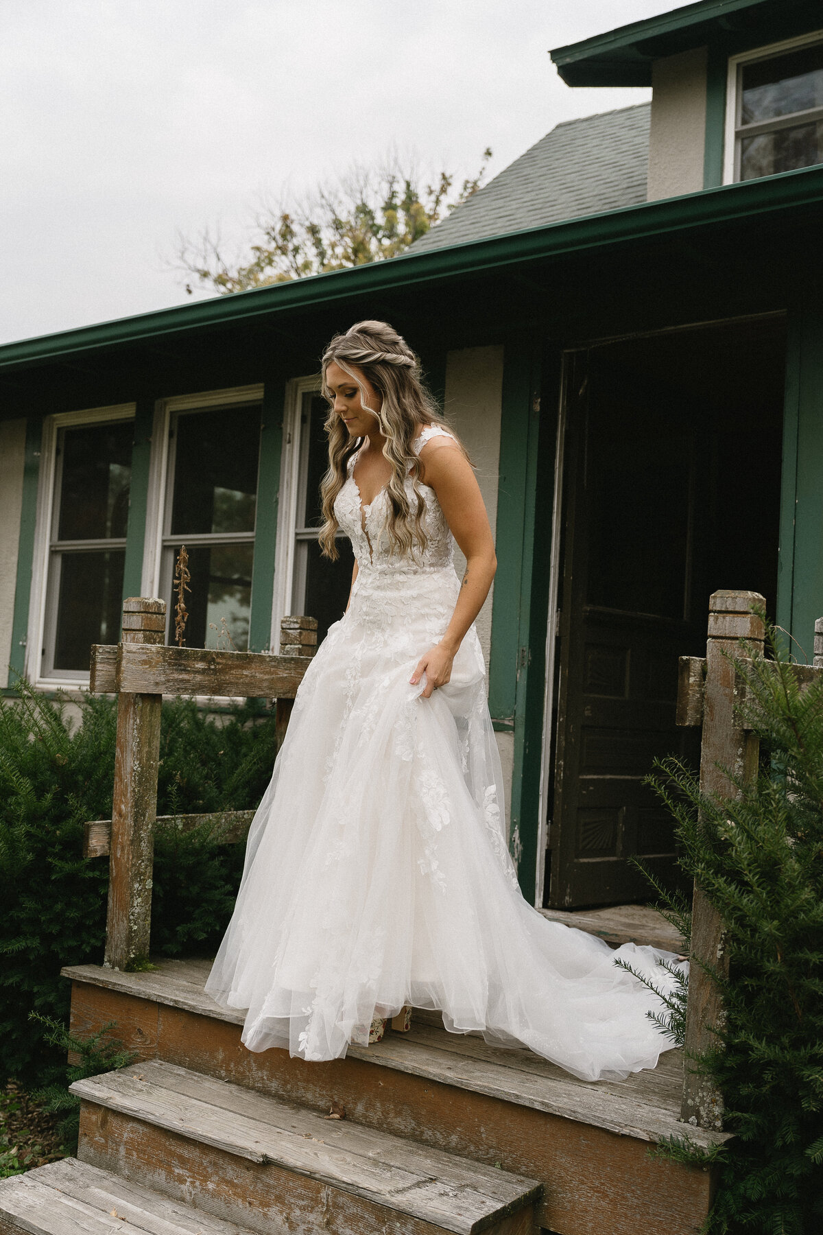 documentary-true-to-tone-midwest-wedding-photographer