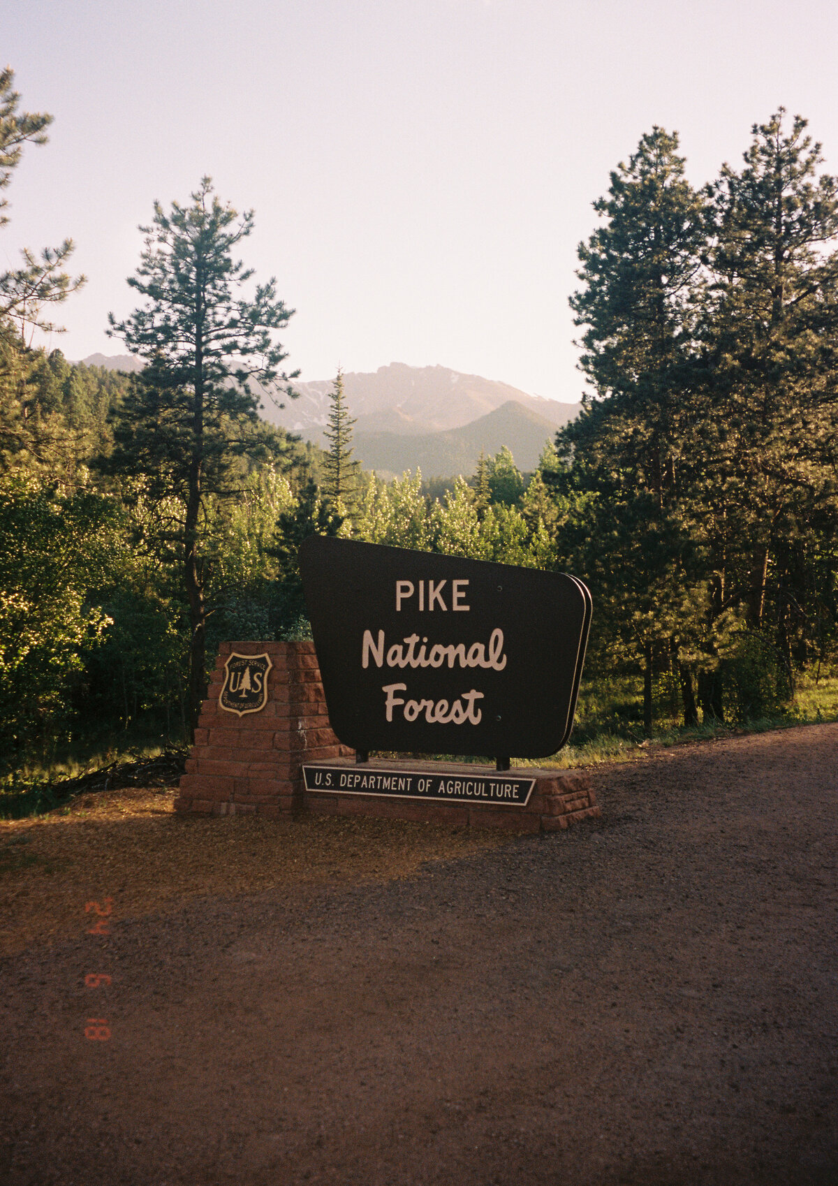 colorado 35mm film wedding photographer