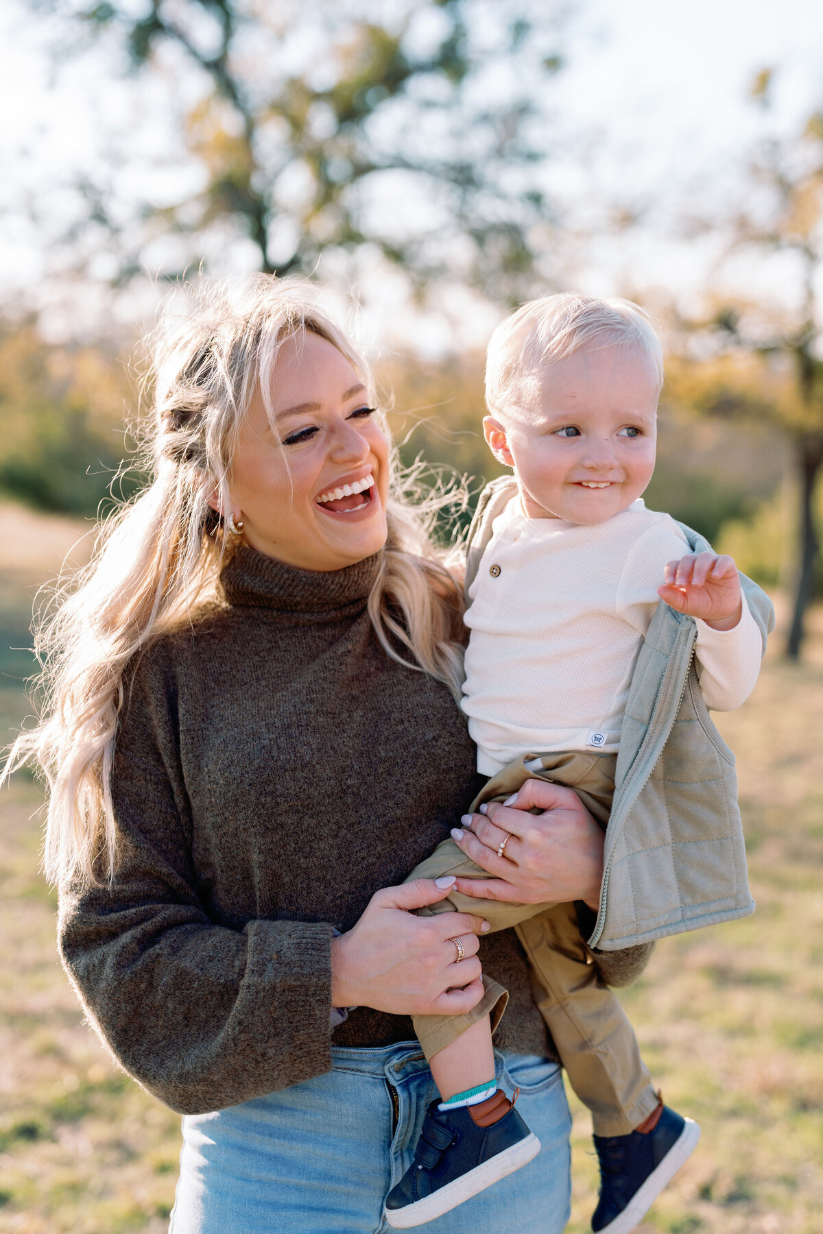 Lindsay Hale Family Photos Edits-29
