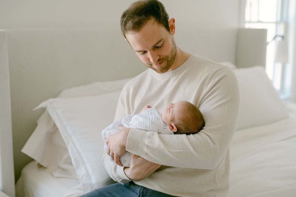 bella-luce-by-michelle-andrea-new-england-photographer-newborn-perry-family-1