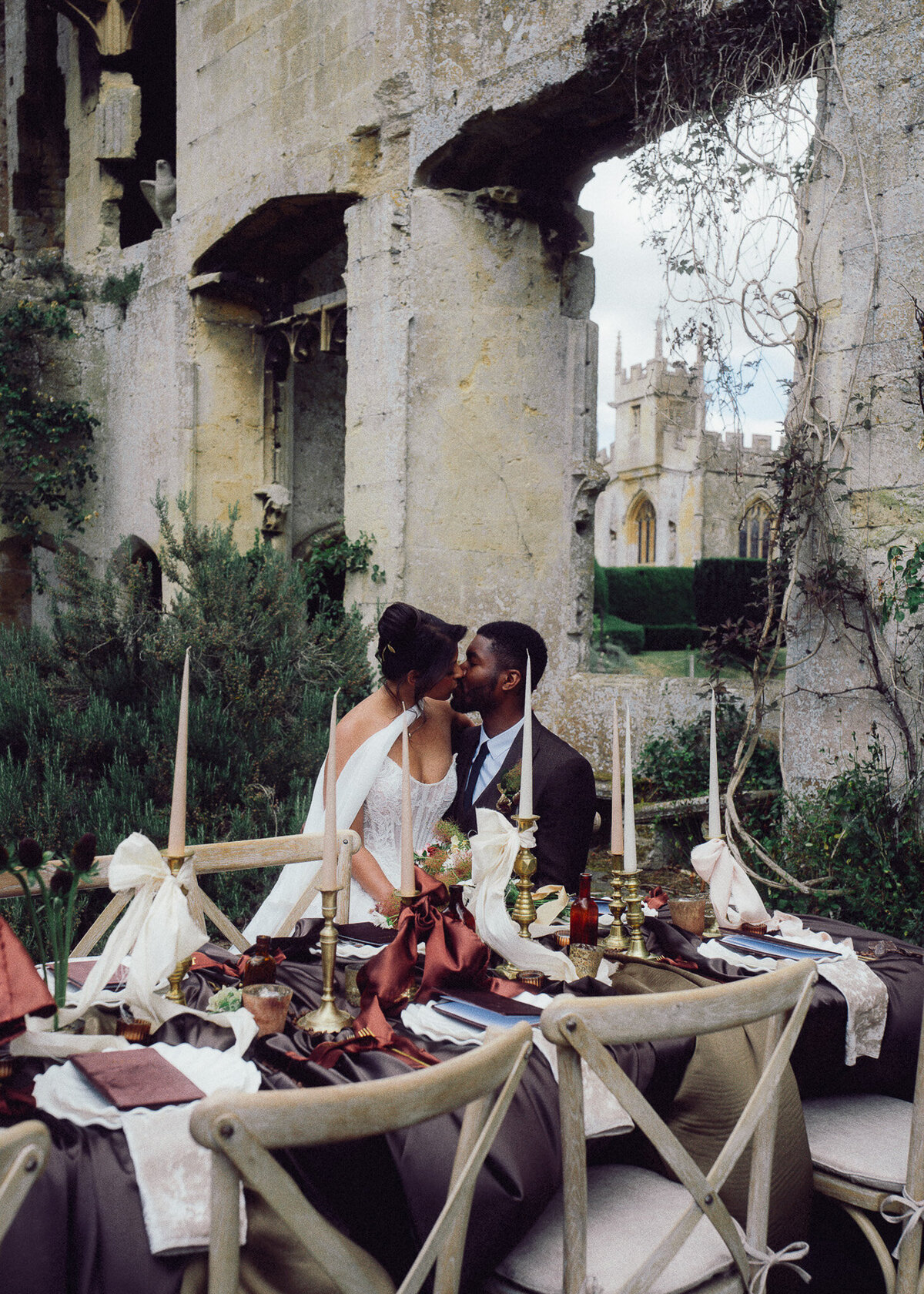 19. luxury-wedding-photographer-sudeley-castle-5