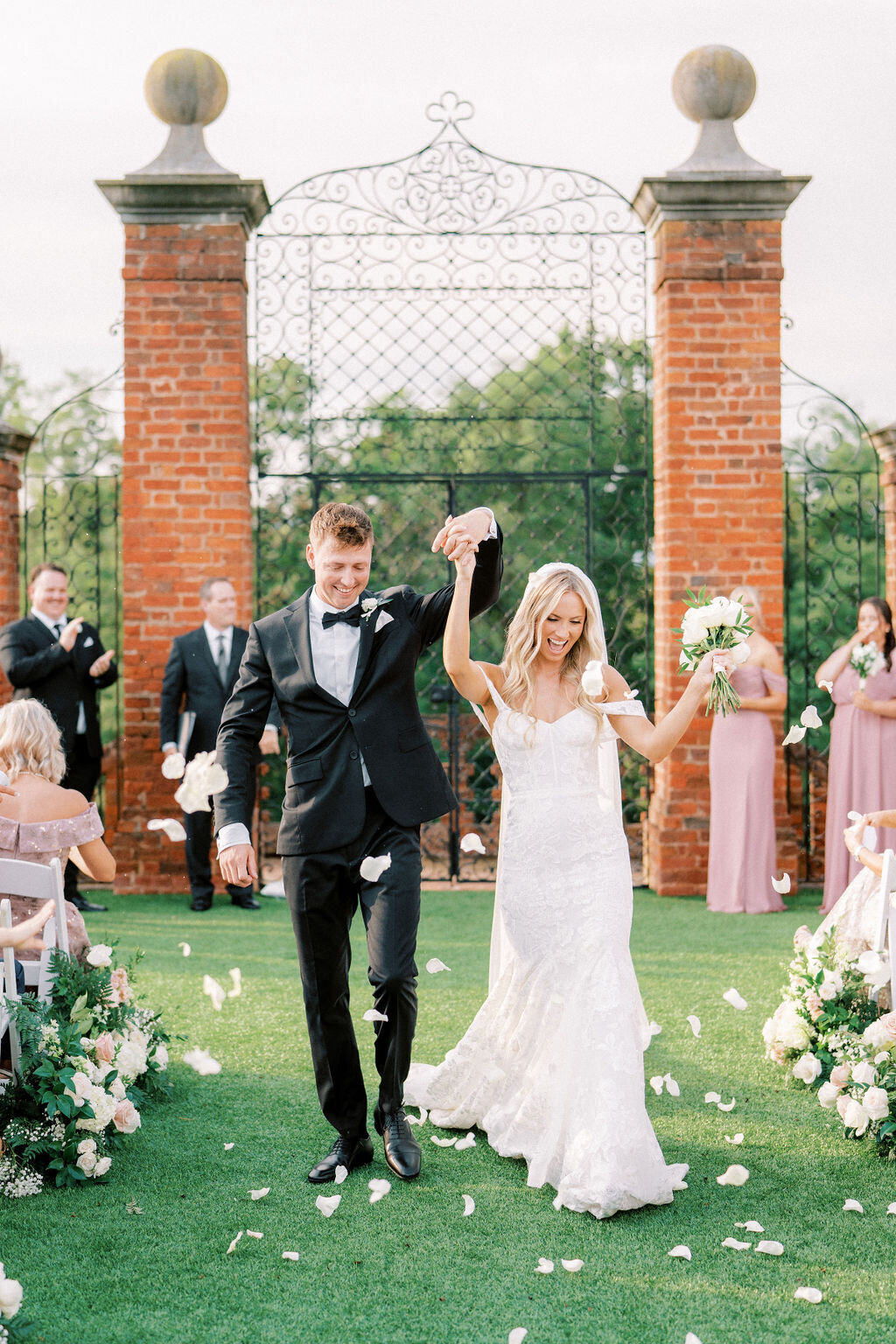 Hannah&Andrew_GallisonHallWedding_SneakPeek-104