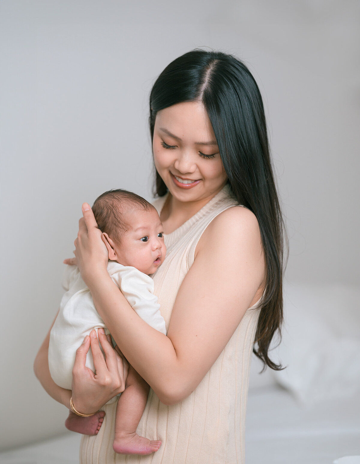 san-francisco-newborn-photographer-baby-mom