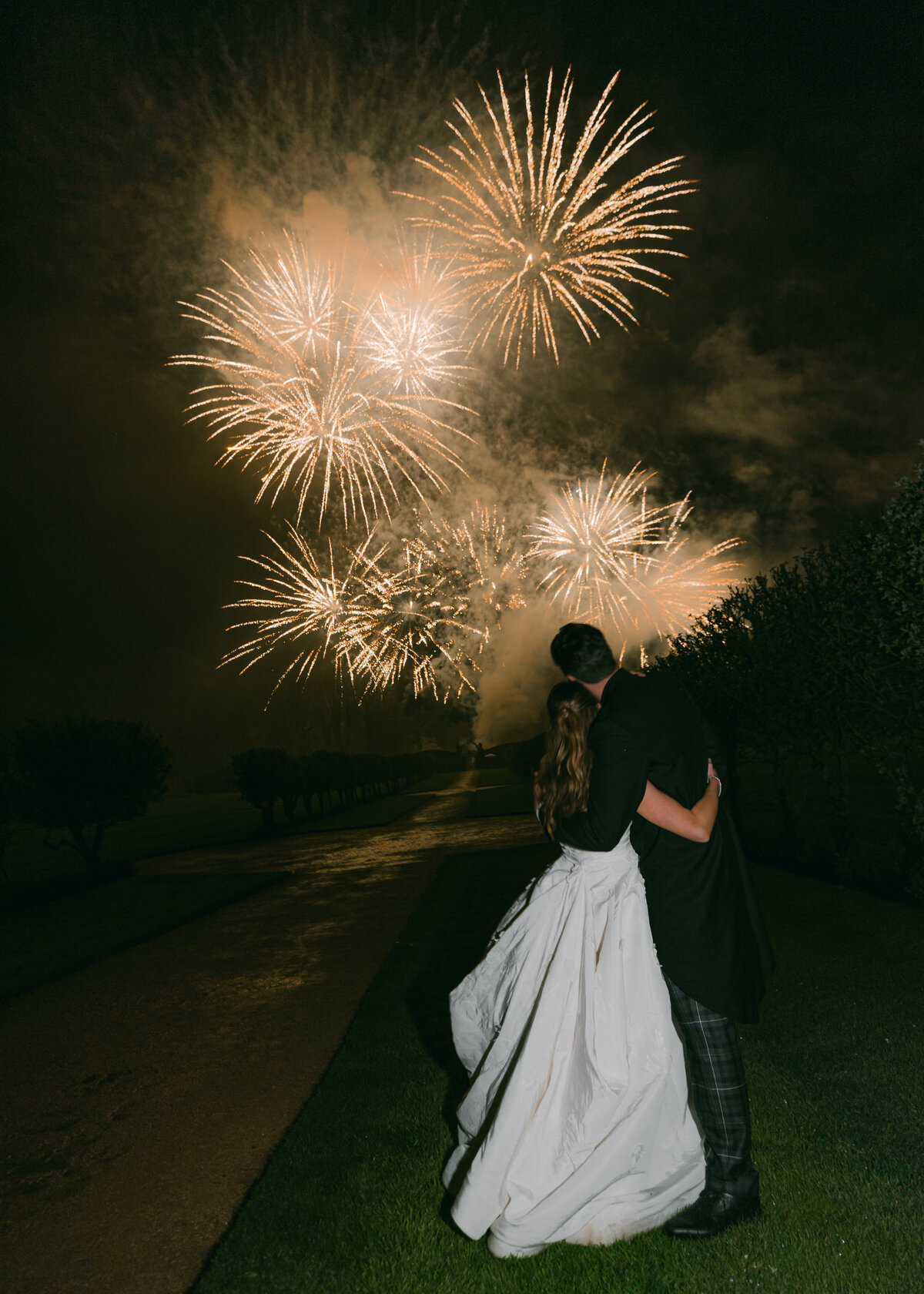Corrie-Wilf-Wedding-Yester-Estate-Chloe-Winstanley-Photography-944
