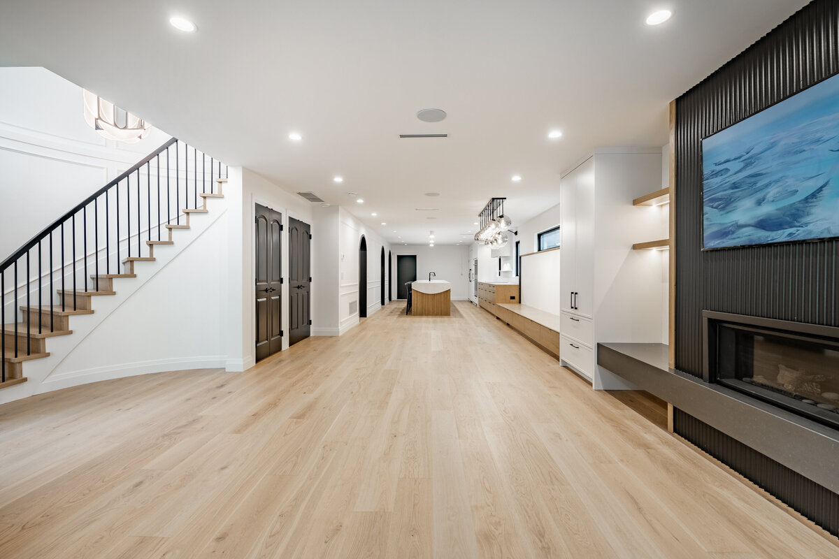 112 E 19th Ave-28