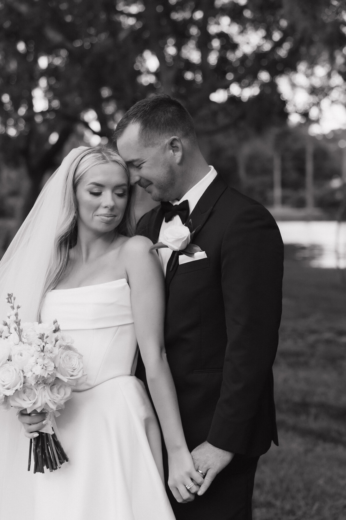 Best Tampa wedding photographer for your big day!