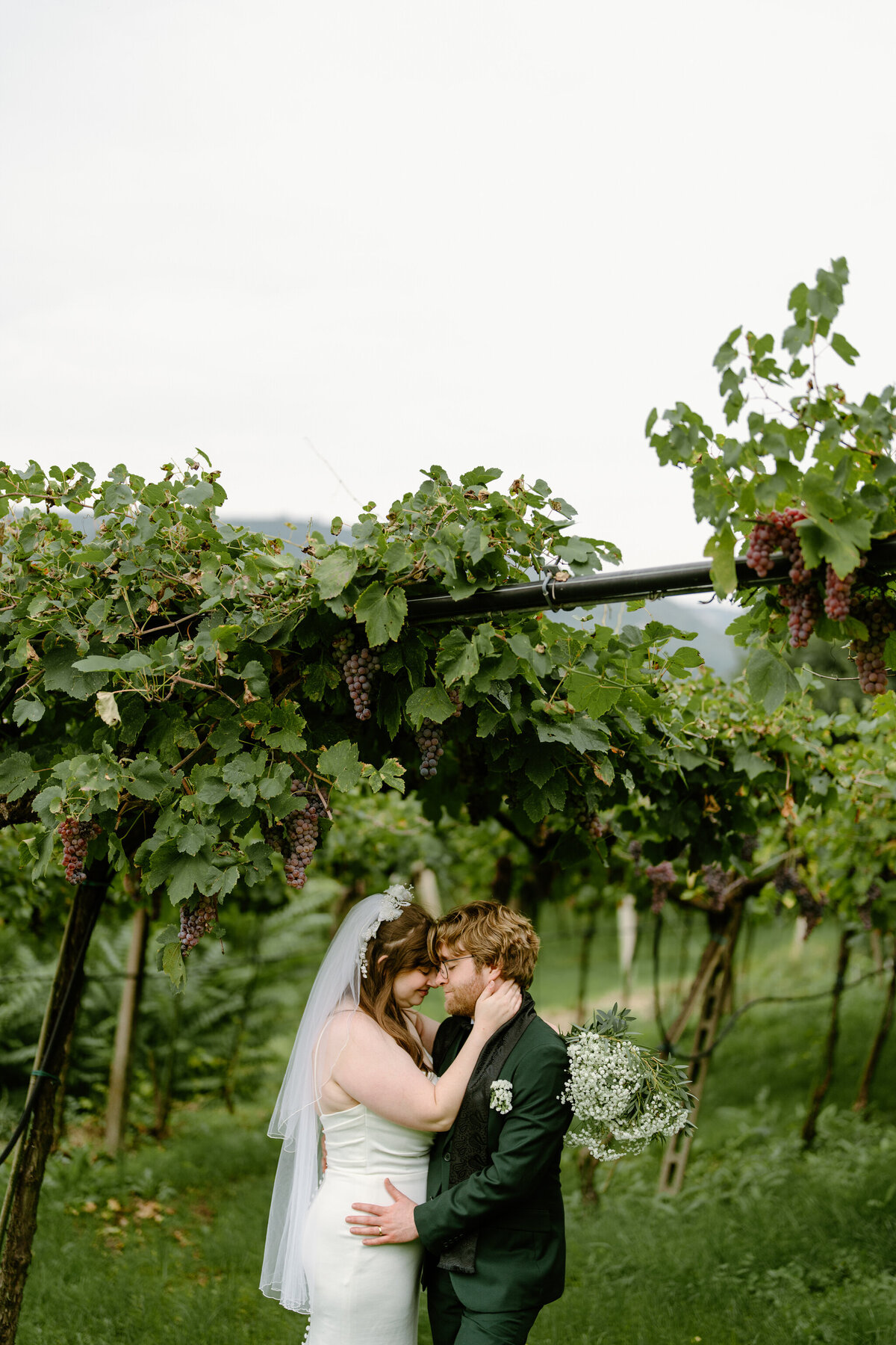 tethered-stories-kriztelle-halili-chicago-wedding-photographer