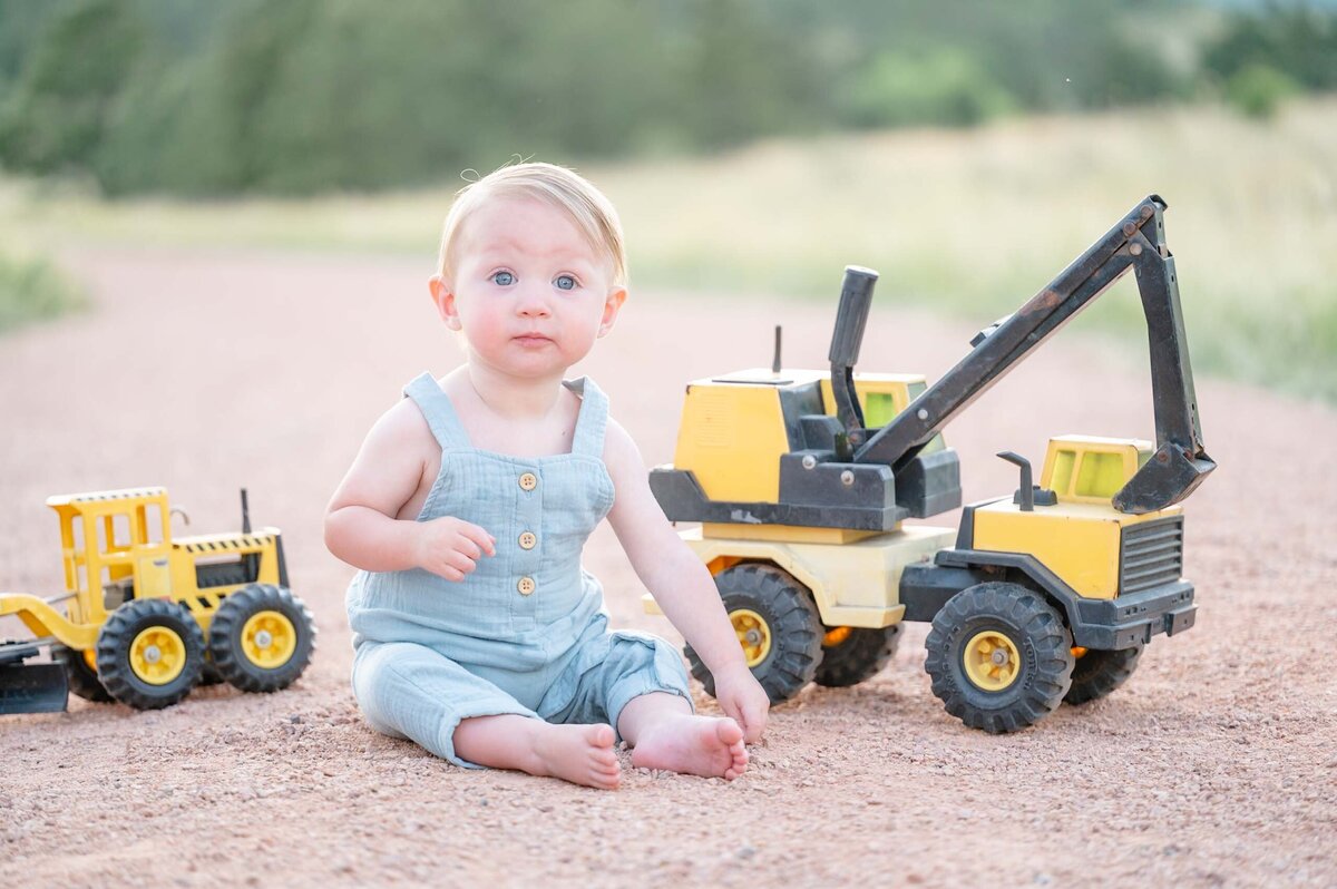 CO-Colorado-Springs-Magnolia-and-Grace-Photography-Co-Family-Session-KellyE# (1)-16