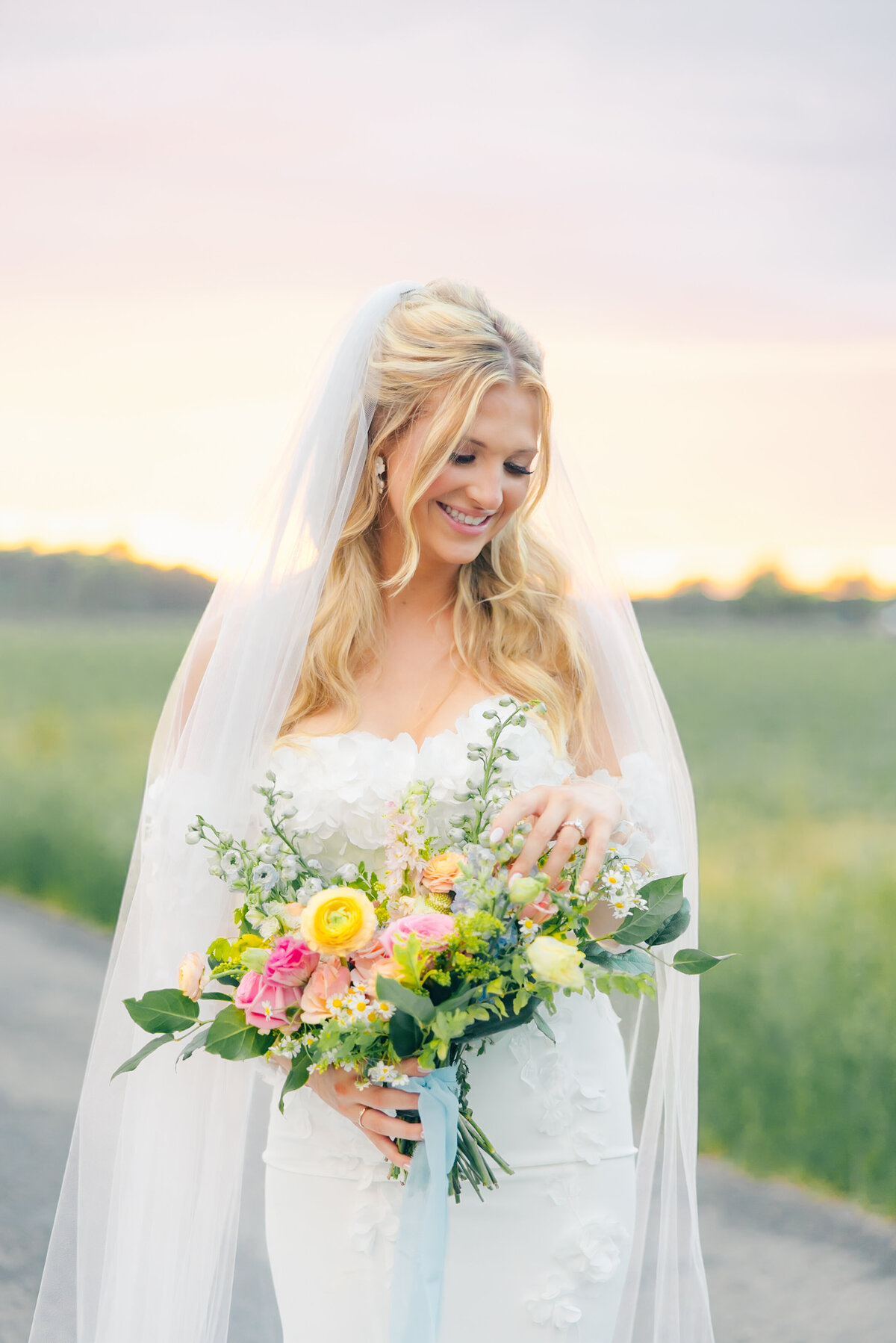 Sneak Peeks Creekside at Colliers End May Wedding | Lauren Elliott Photography | Emily & Kyle Anderson -160