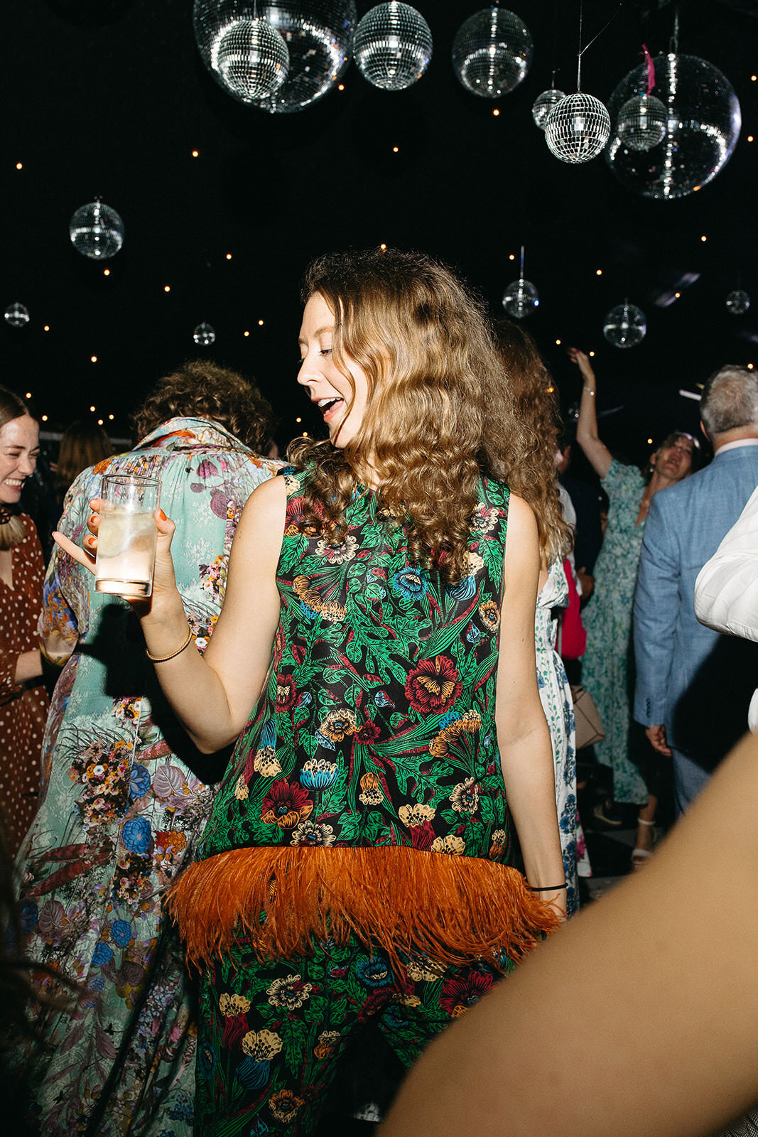 Summer-Estate-Wedding-In-English-Countryside47