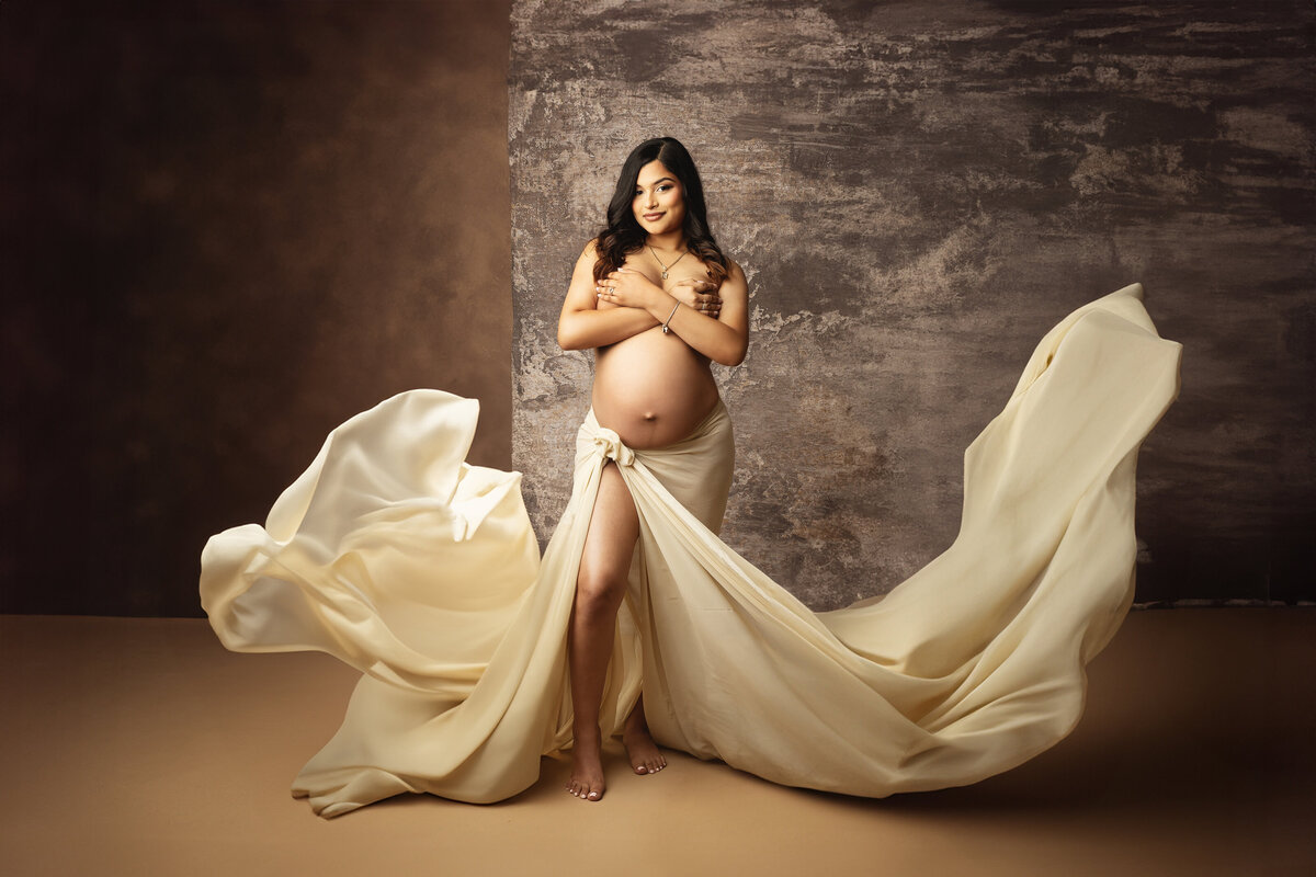 Looking for stunning maternity photography in Austin, Salado, Temple, and more? Book your session today to capture your pregnancy glow with a trusted local photographer.