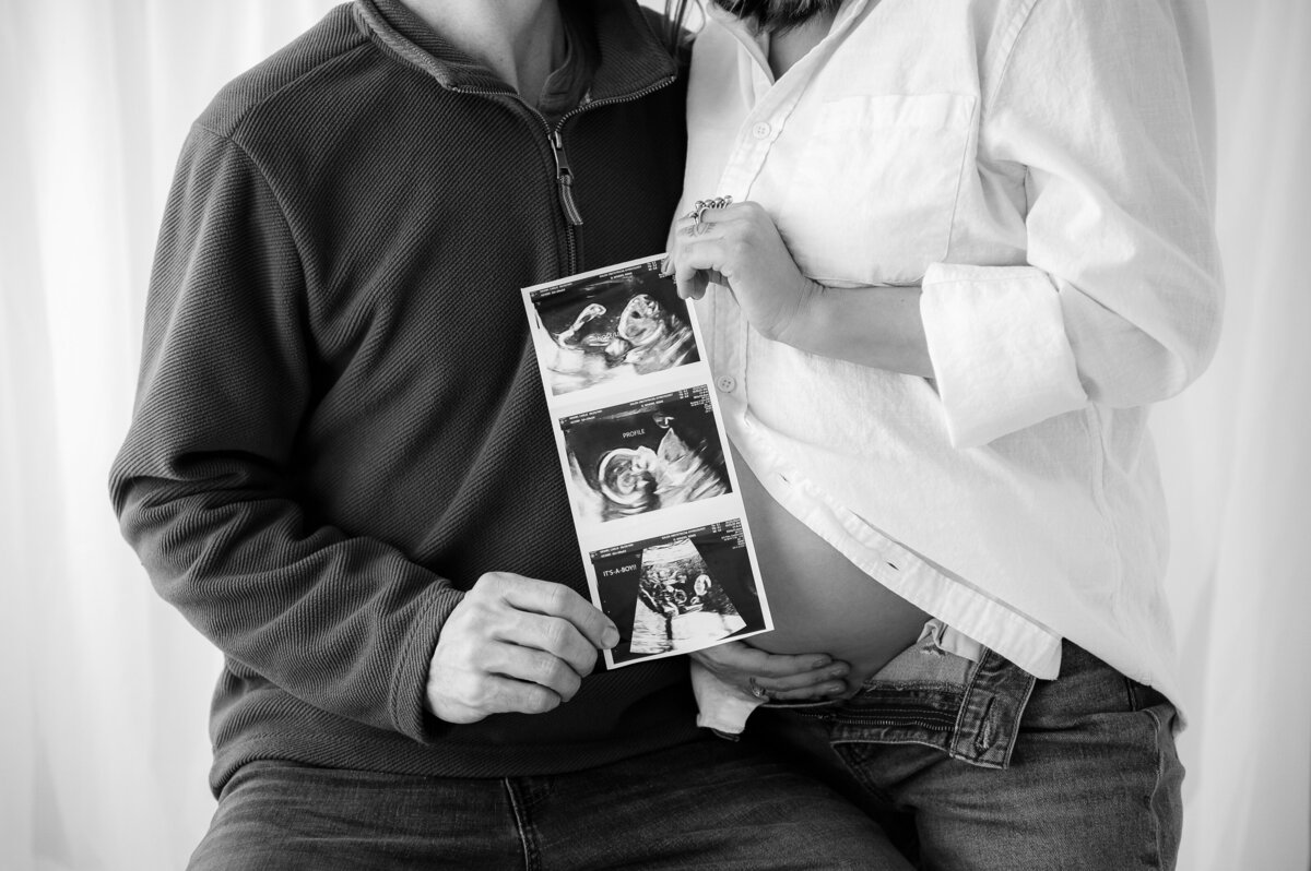 FarmersPhotography-Carlie&ChaseMaternity-58