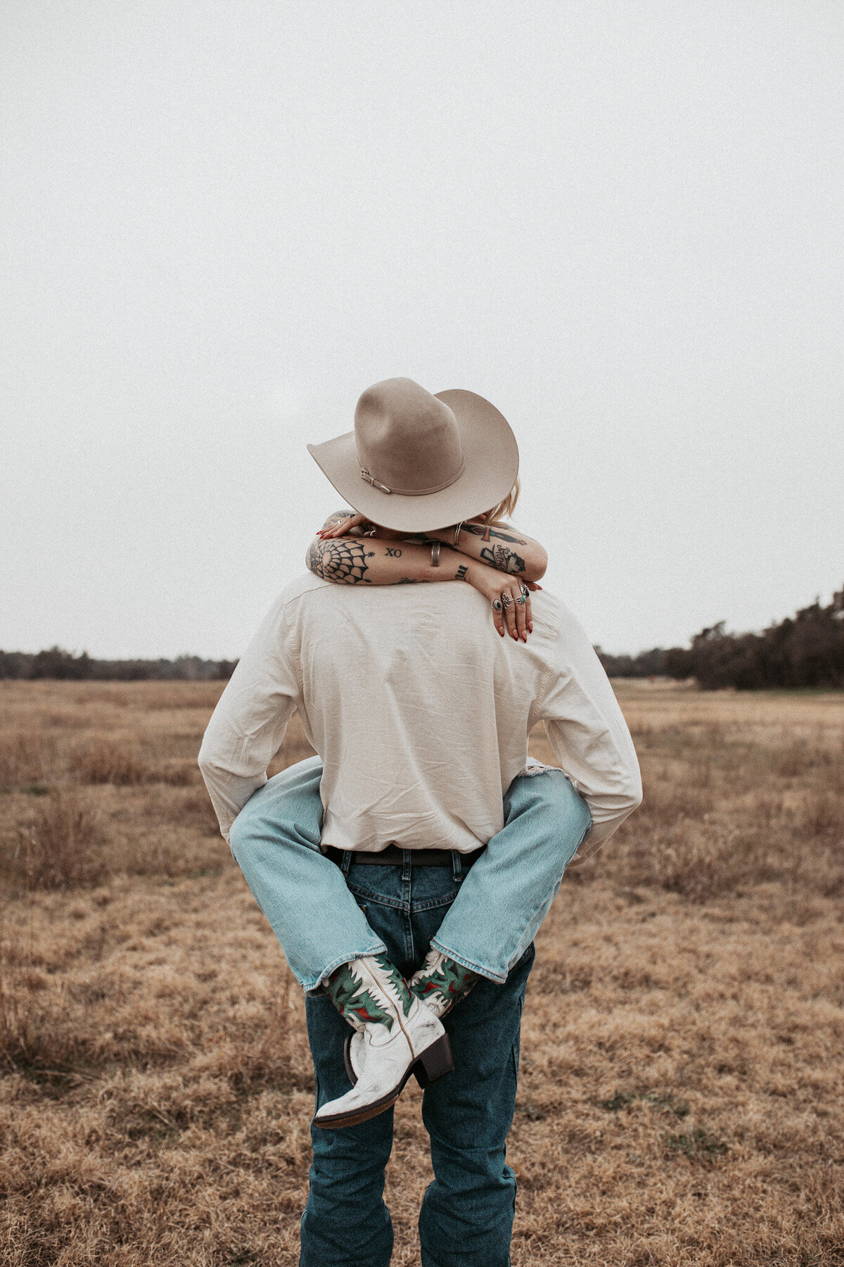 J'Nessa-Albrecht-Photography-Cowboy-Couple-Photoshoot
