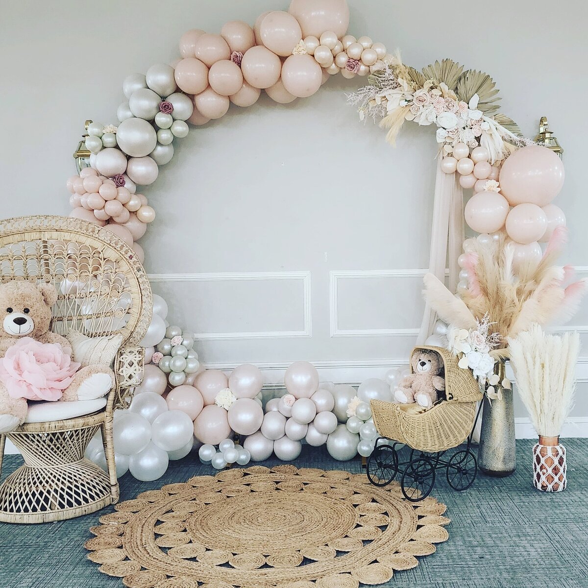 party decor - balloon installations - kids parties - Massachusetts -302