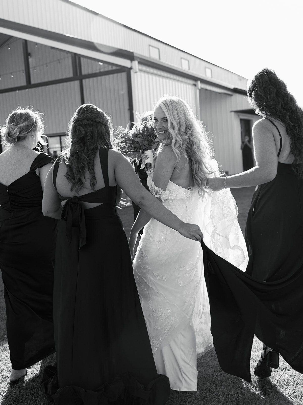 2025-10-11_DykesWeddingPreviews_MollyMurphyPhotography-39