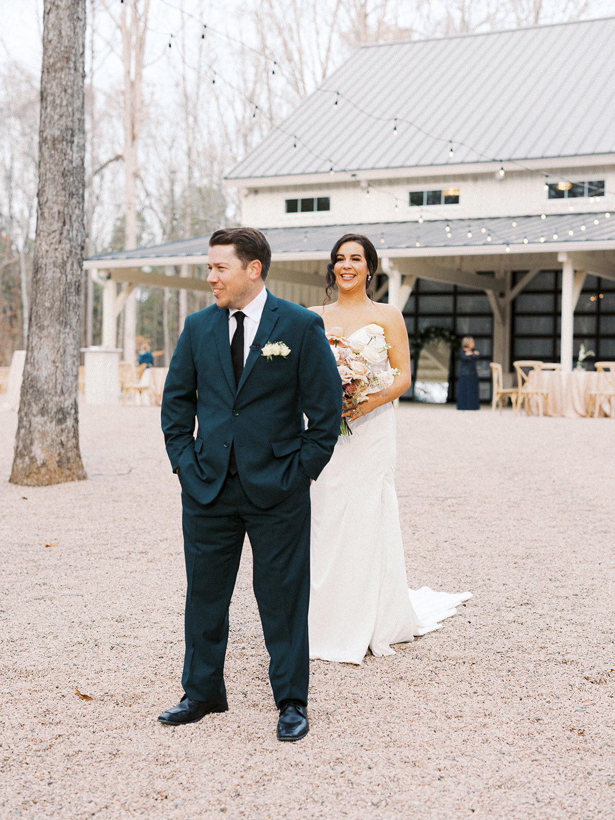 megan-ryan-wedding-first-looks-13_websize