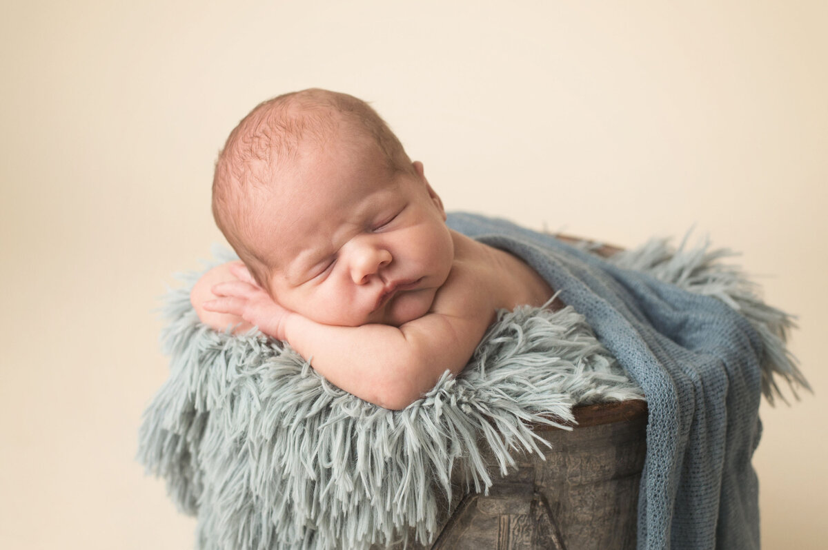 Newborn 09