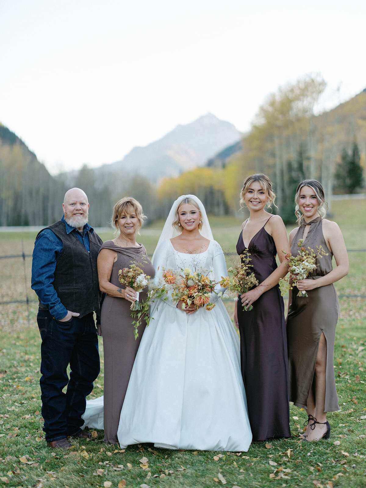 Aspen fall tented wedding at t lazy 7 ranch_RxL-98