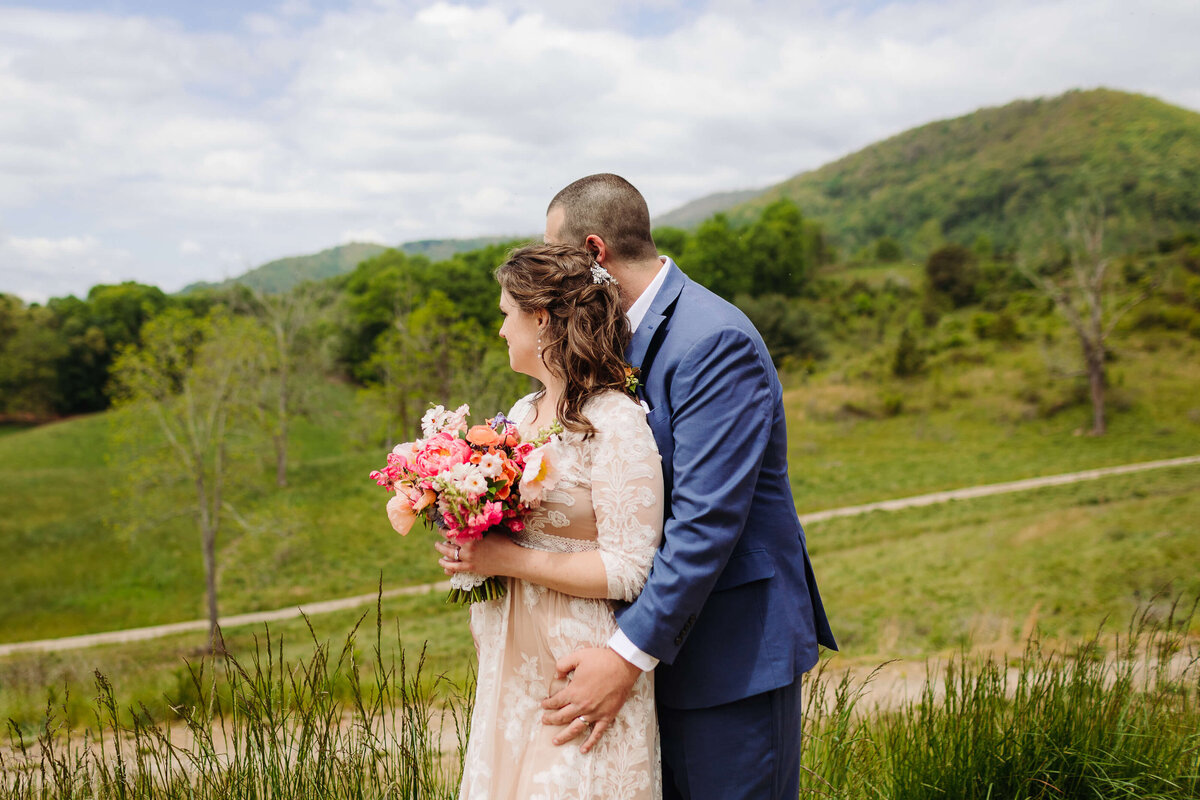 Mountainview-AirB&B-Canton-NC-Elopement-20