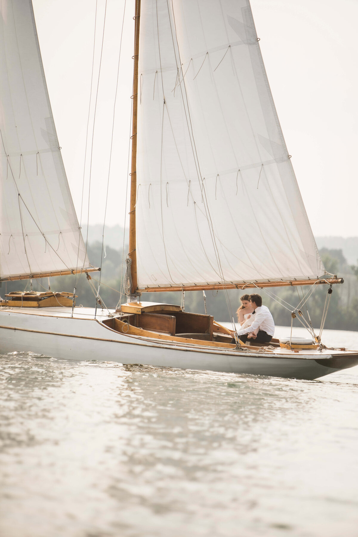 0656 The Anitra Boat Wedding Proposal  Toronto Hamilton Editorial Lisa Vigliotta Photography Nobl Events