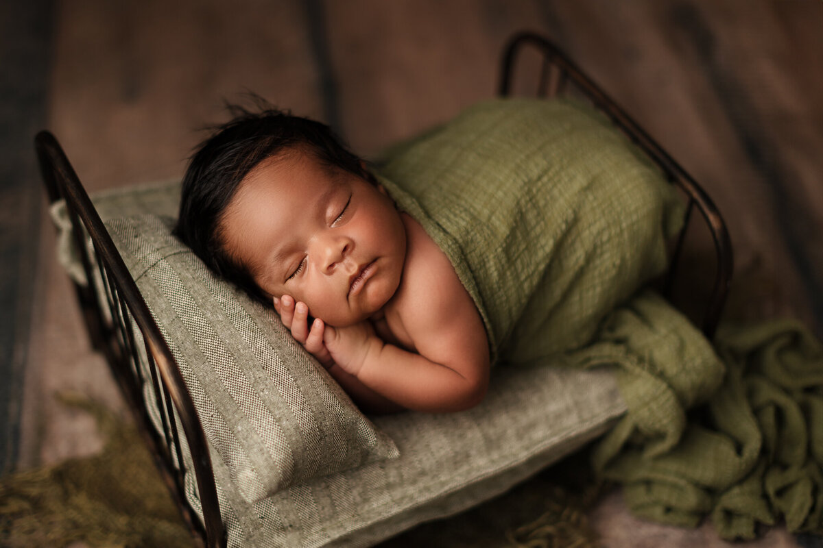 NW Arkansas newborn photographer, newborn photography near me, newborn portraits in NW Arkansas