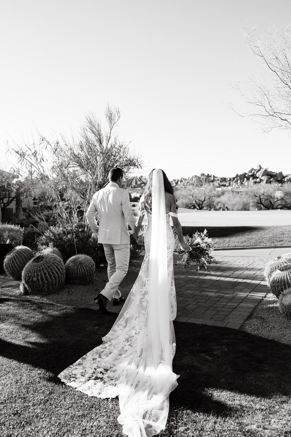 Troon-North-Country-Club-Boho-Inspired-Scottsdale-Arizona-Wedding-21