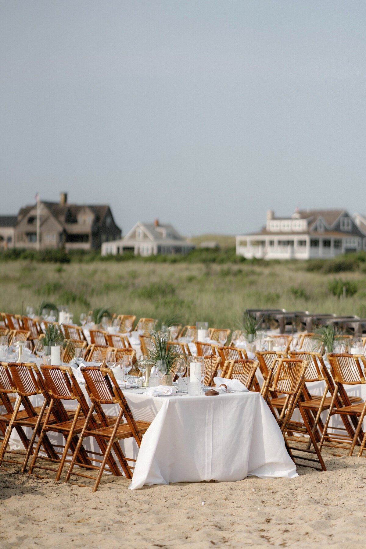 Wauwinet_Nantucket_Wedding_LevKuperman_004