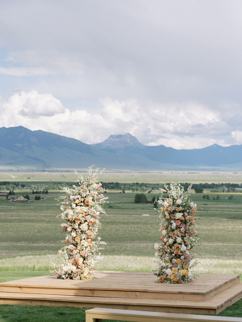 favorites-ennis-mt-wedding-madison-valley-planned-by-elysian-events-100