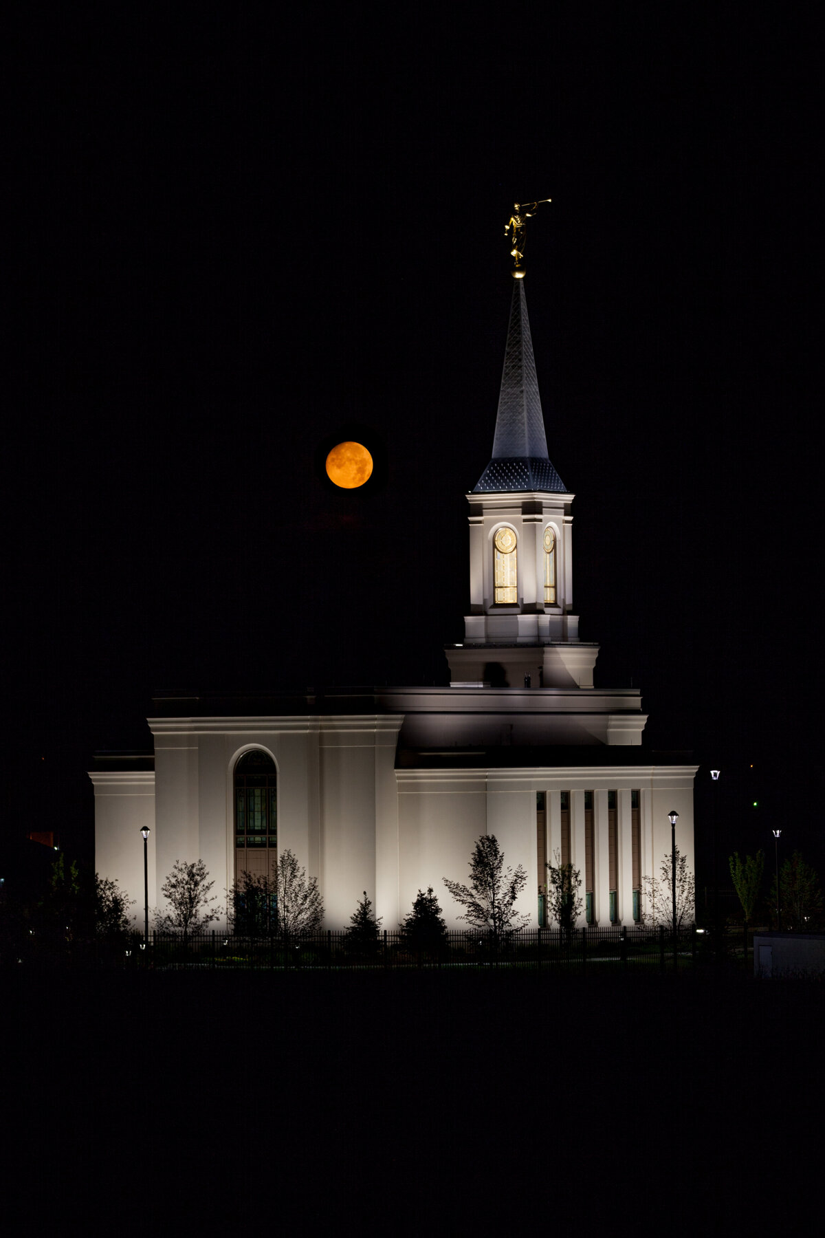 2017-08-05-7799-star-valley-temple-moon-Edit