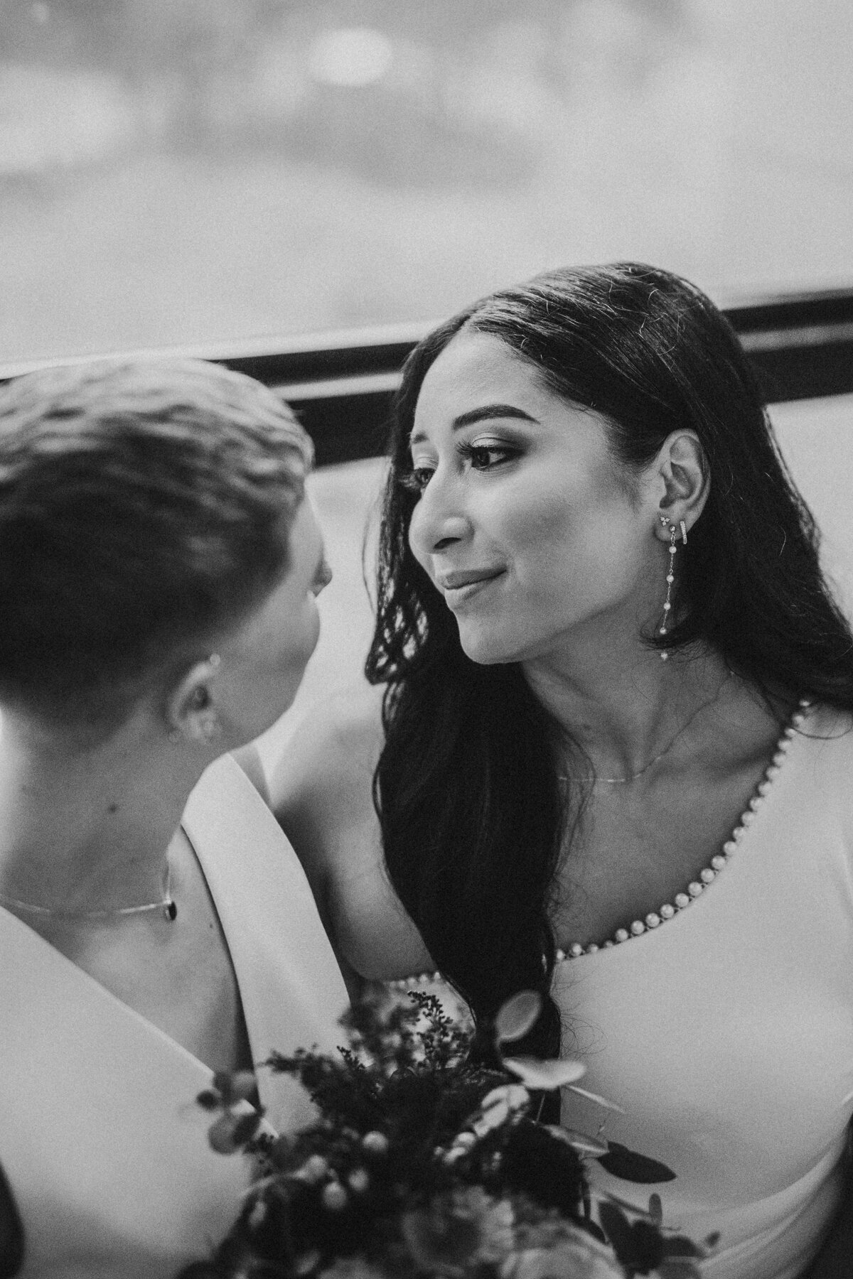 Garfield-Conservatory-Elopement-Chicago-Photographer-Queer-Affirming-38