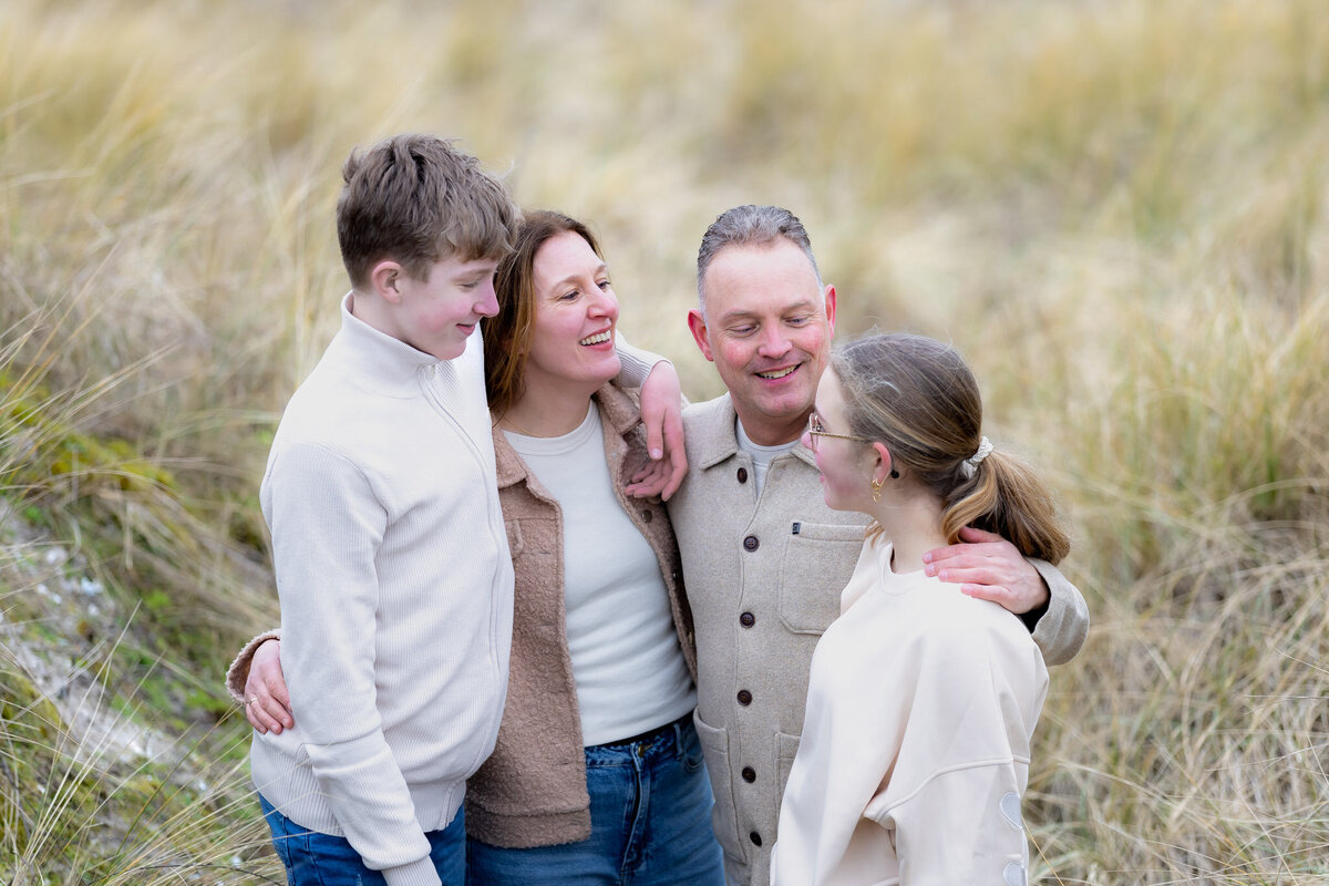 Gezinsshoot_familieshoot_fotografie_fotoreportage_fotoshoot Debbie Visee_633