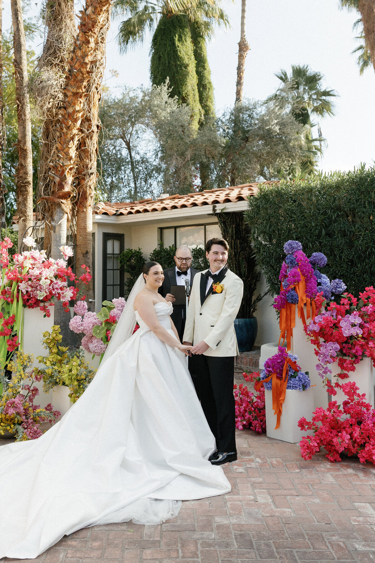 GraceMax-VillaRoyalePalmSpringsWedding-SneakPeek-41