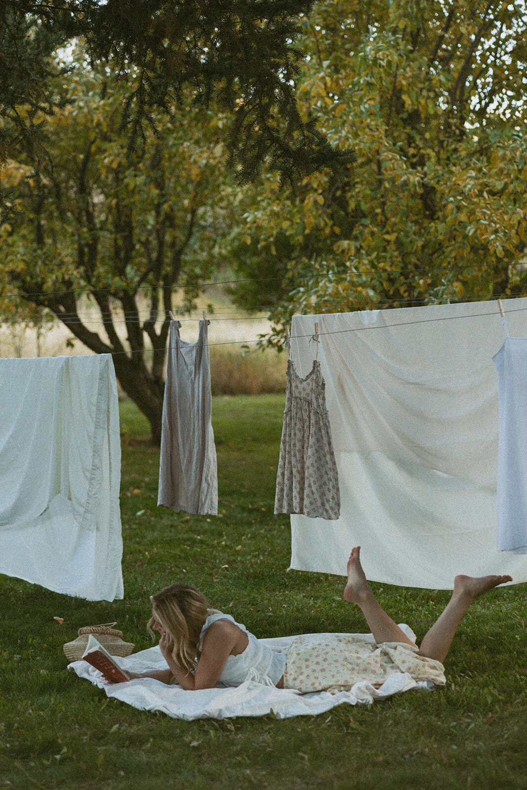 tanya-davids-photo-film-documentary-idaho-utah-oregon-washington-colorado-wedding-elopement-portrait-photographer-intention-session-apple-orchard-6