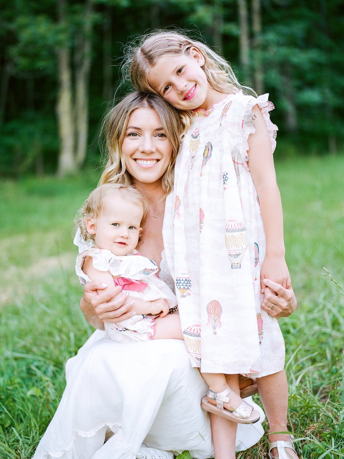 spring-outdoor-lifestyle-family-photos-charlottesville-va-amy-nicole-photography-0036