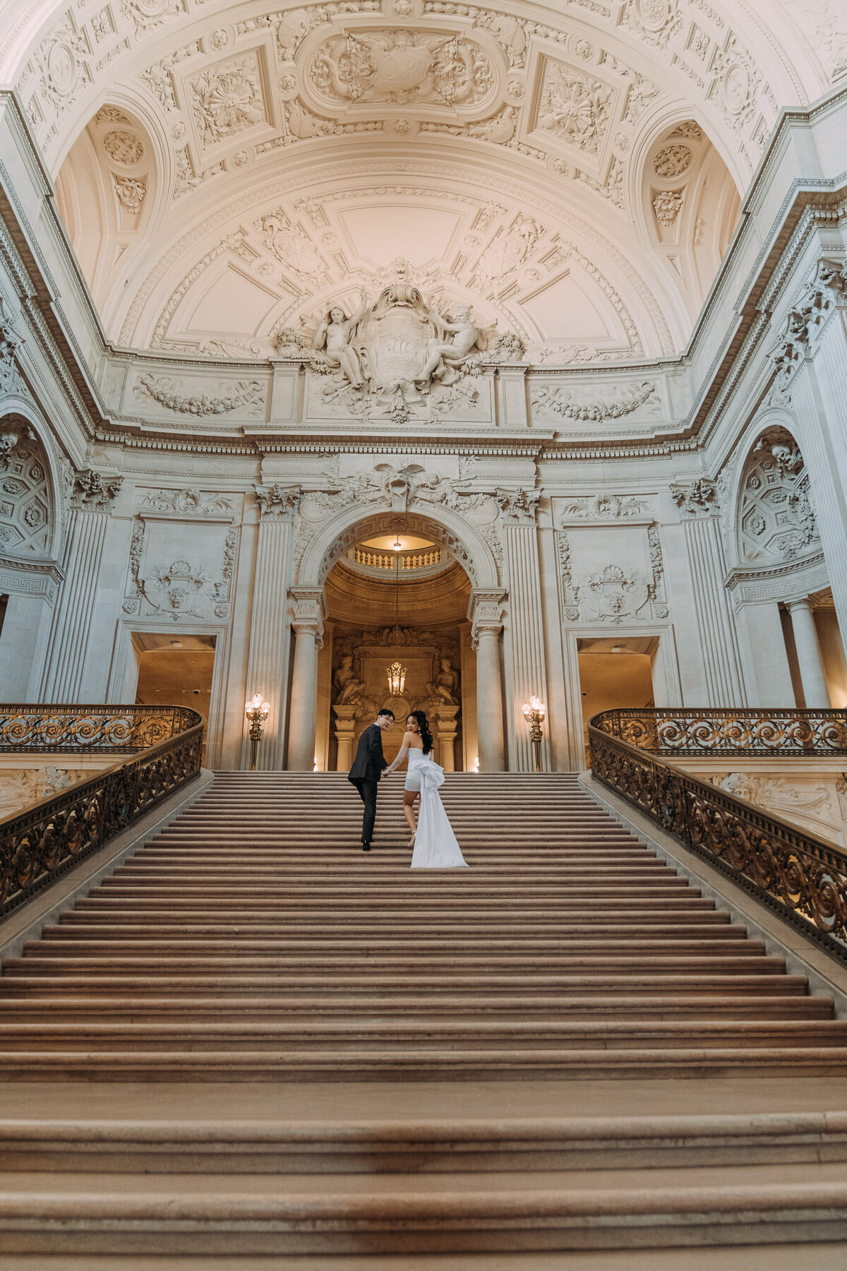 Joyce Li Photography Destination Wedding Elopement Engagement Lifestyle Portrait Photographer West Coast Seattle Washington California sfcityhallelopement-61