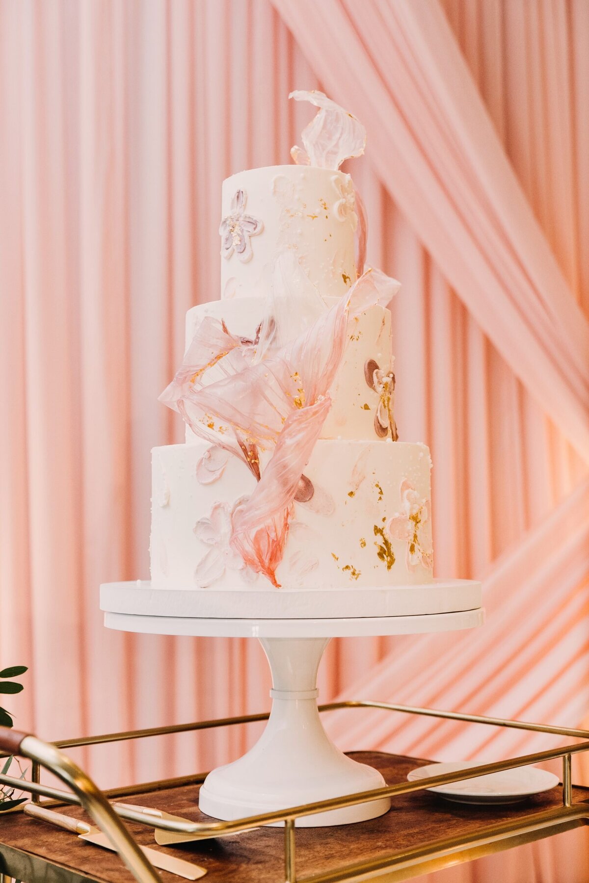 romantic cake peach