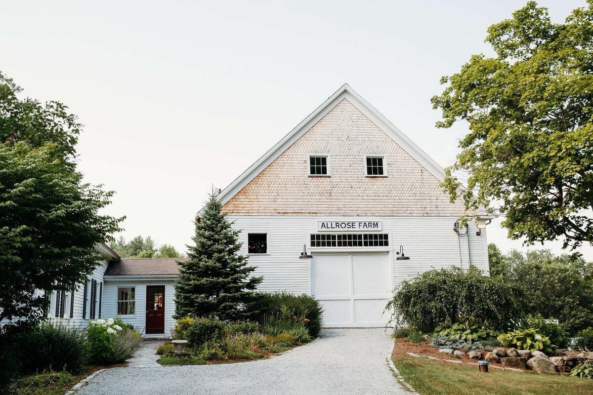 New_Hampshire_Wedding_Photographer_allrose_farm-64