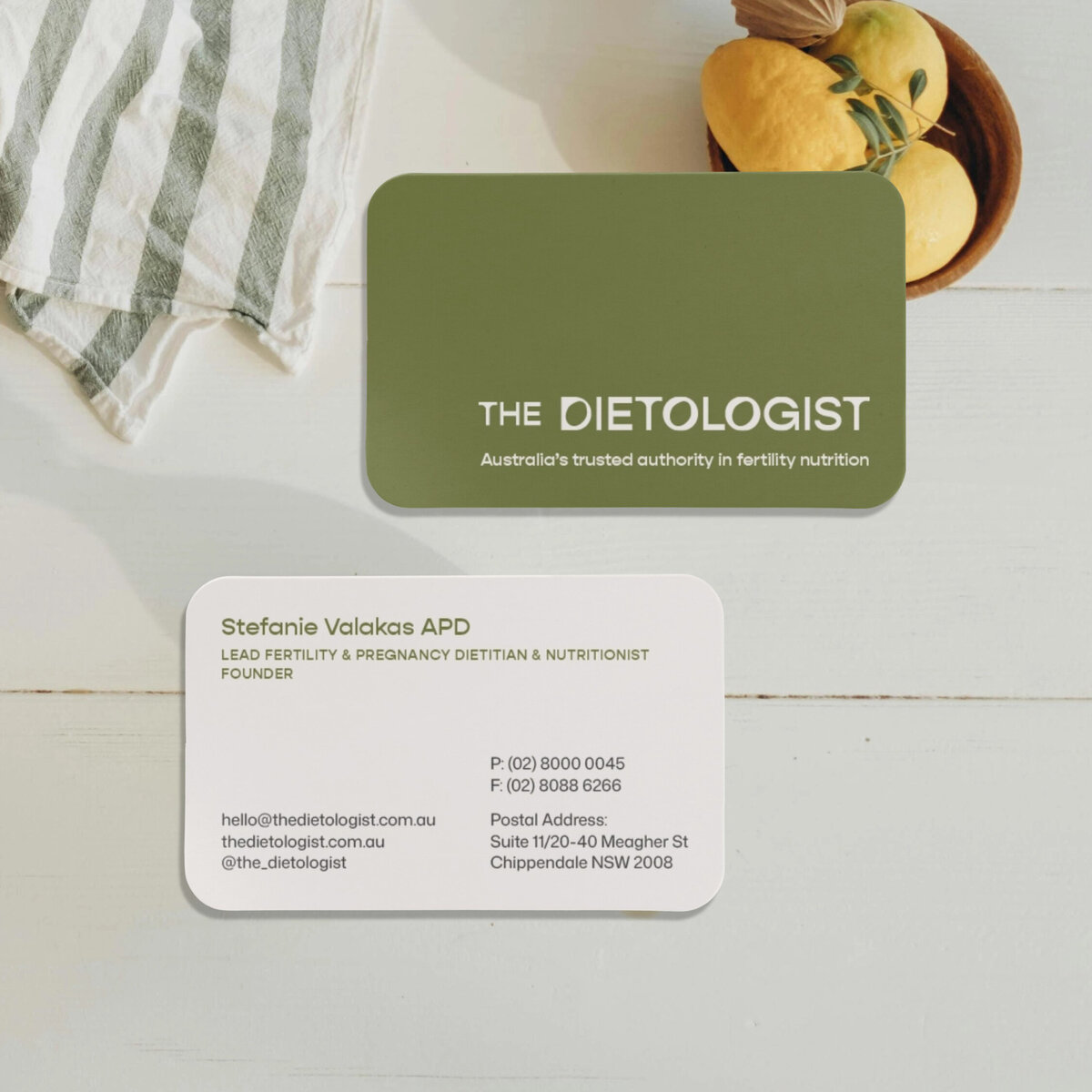 The-Dietologist-Business-Cards-Square