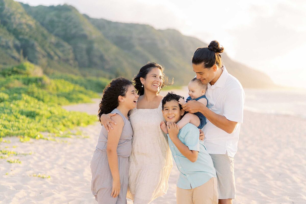 North Shore Oahu Hawaii Family Portrait Photographer Viernes Family-1